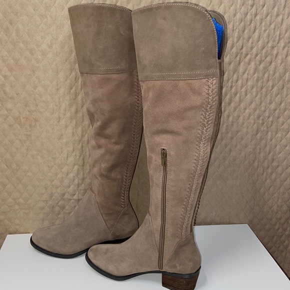 Vince Camuto Kochelda Over-the-Knee Boot - Picture 6 of 9